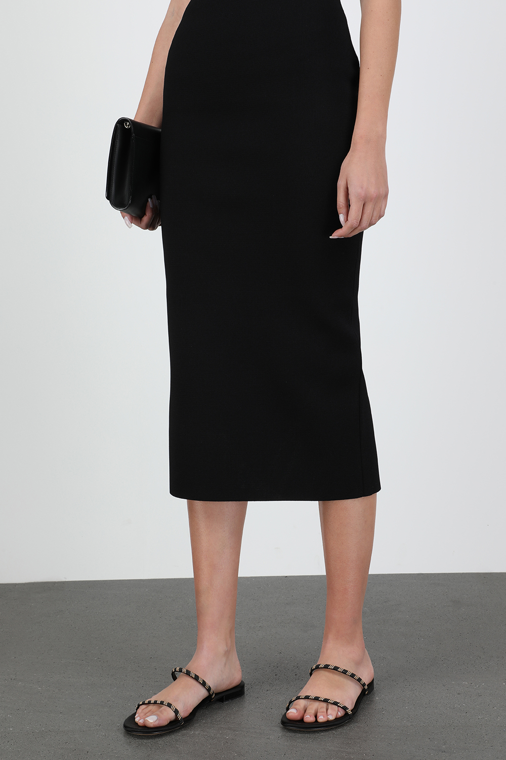 Melina 05 Flat Sandals in Black